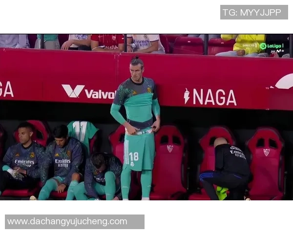 俄罗斯足球队17号球星展现无与伦比的技艺与领导力助力球队再创辉煌 俄罗斯足球队17号球星展现无与伦比的技艺与领导力助力球队再创辉煌