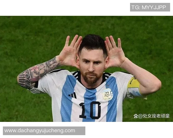 大罗重返赛场与传奇球星共演友谊赛 揭幕足球黄金岁月之荣耀再现 大罗重返赛场与传奇球星共演友谊赛 揭幕足球黄金岁月之荣耀再现