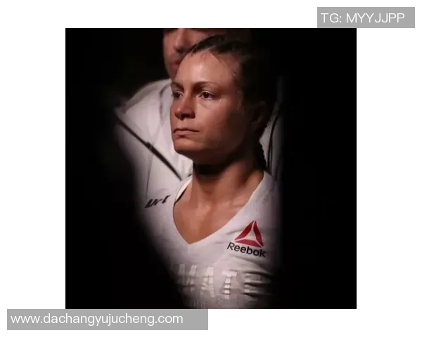 绿茵岁月重温那些传奇巨星携手留下的永恒瞬间 绿茵岁月重温那些传奇巨星携手留下的永恒瞬间